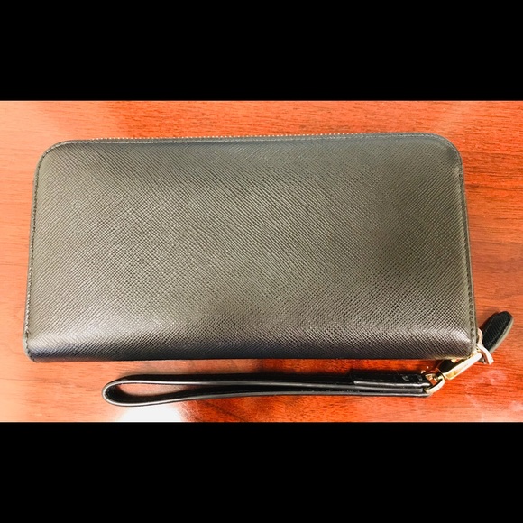 Prada Zip Around Wallet - Picture 2 of 7